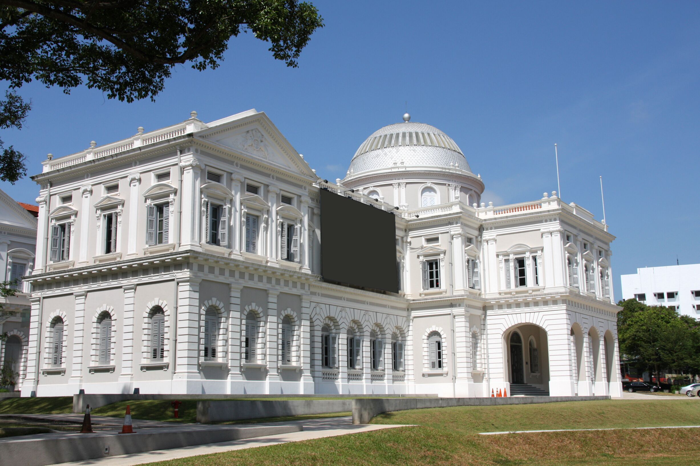 Singapore National Museum - beautiful colonial building. Old architecture