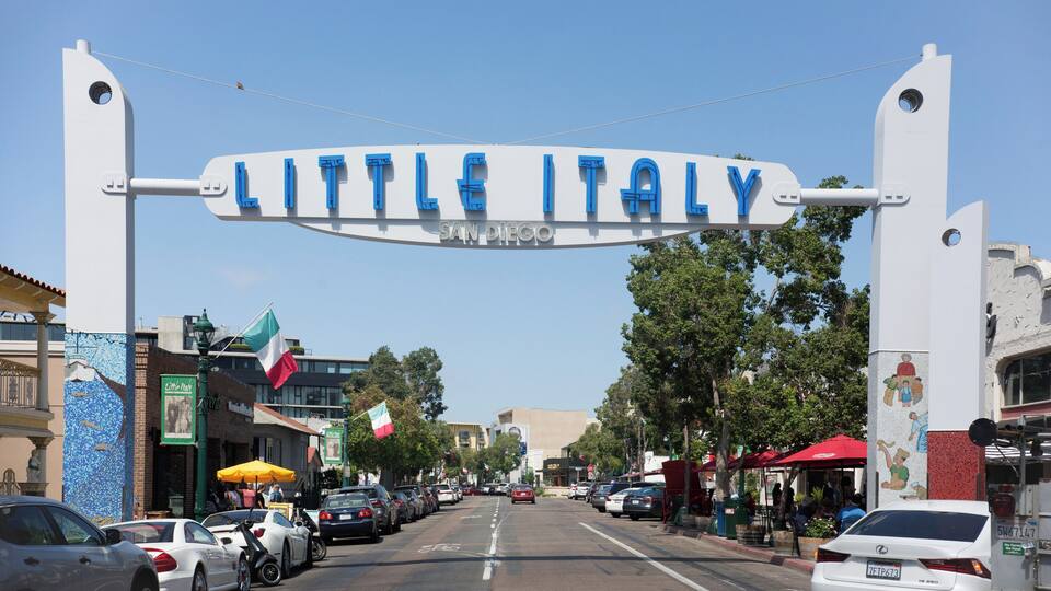 SanDiego_LittleItaly_6161280_002