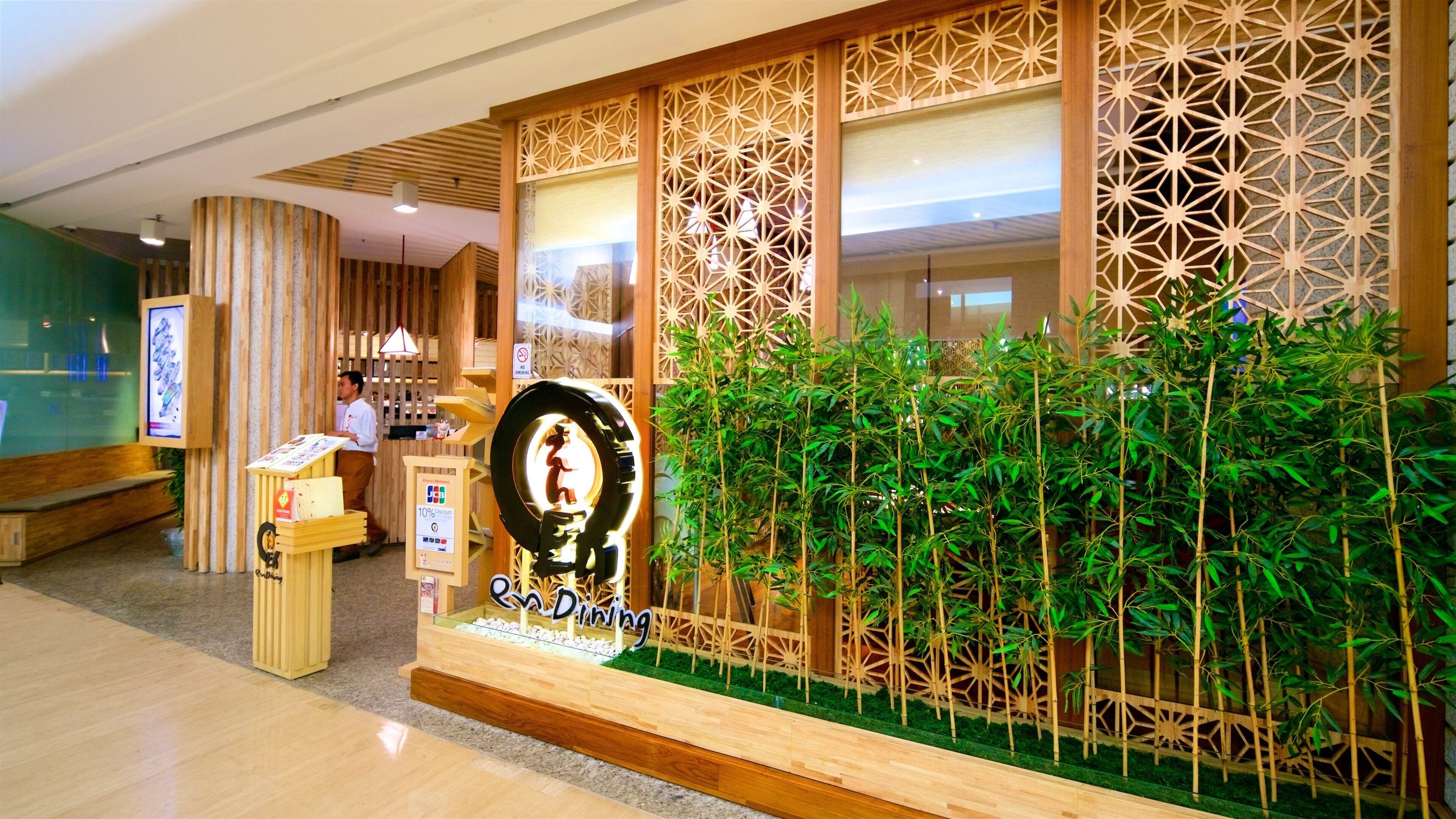 Grand Indonesia Shopping Mall showing dining out and interior views