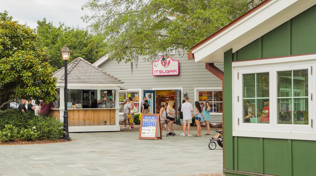Barefoot Landing which includes street scenes