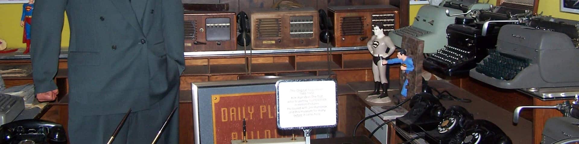 Super Museum showing interior views