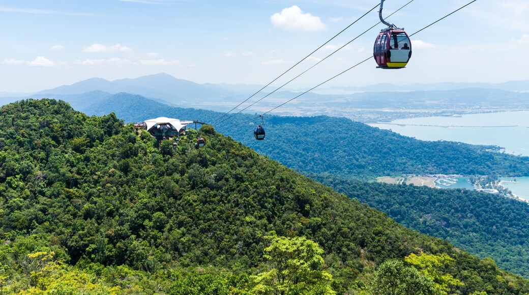 Cable Car on tropical island, Langkawi, Malaysia, Asia