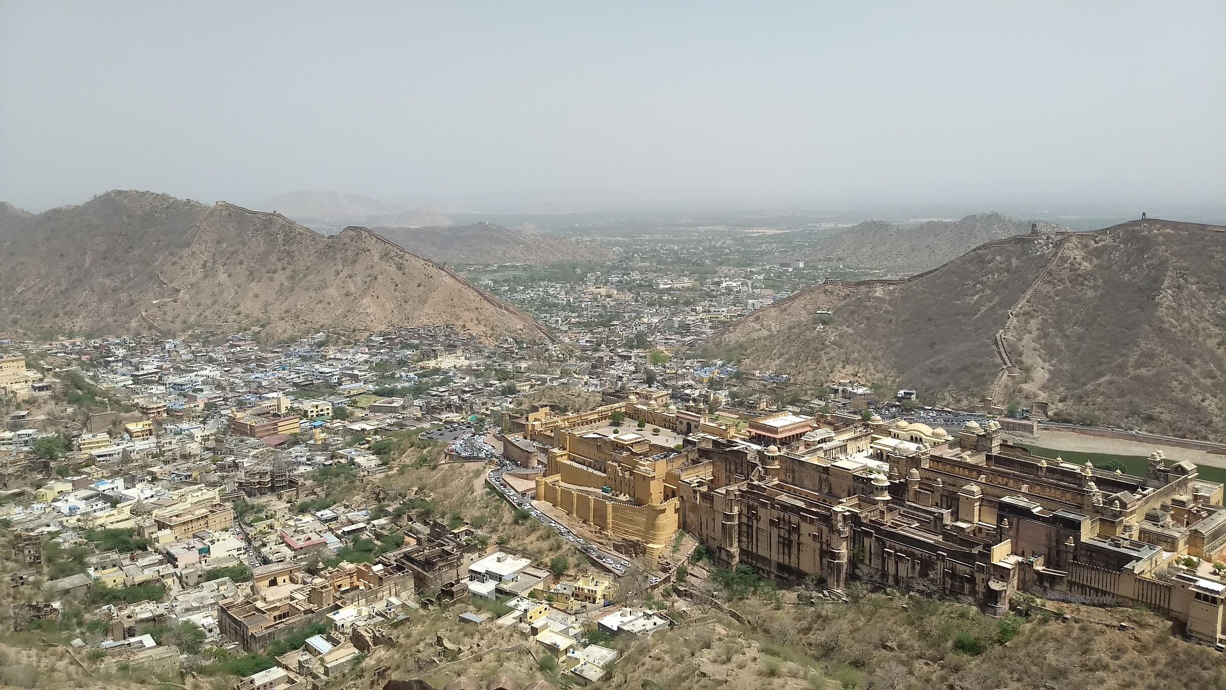 Astounding view and cool breeze
What else do you need?
#jaipur #visit #travel #love