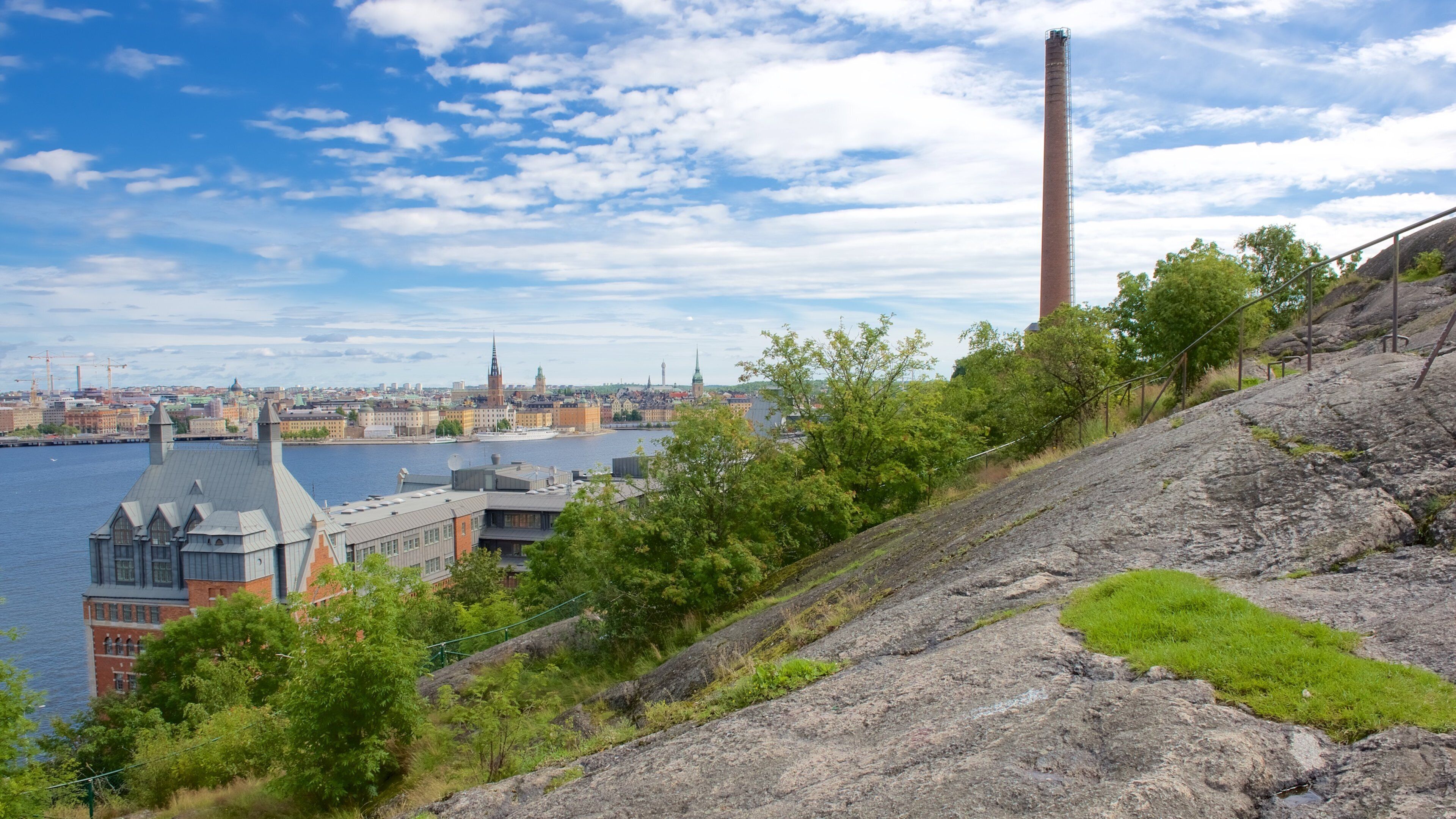 Parque Skinnarvik ofreciendo una ciudad