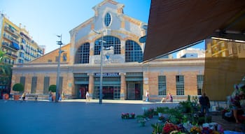 Mercado Central presenterar ett torg, marknader och en stad