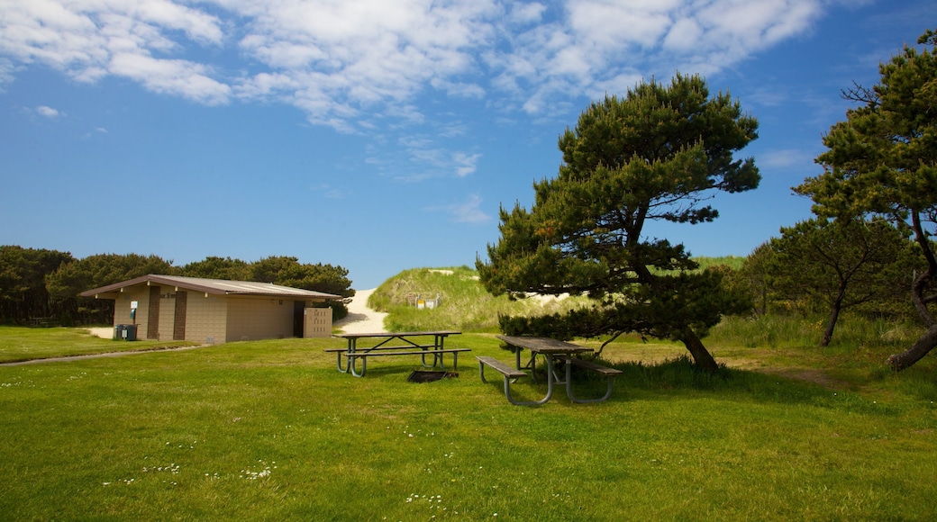 사우스 비치 스테이트 파크 을 특징 정원, 작은 마을 또는 빌리지 과 풍경