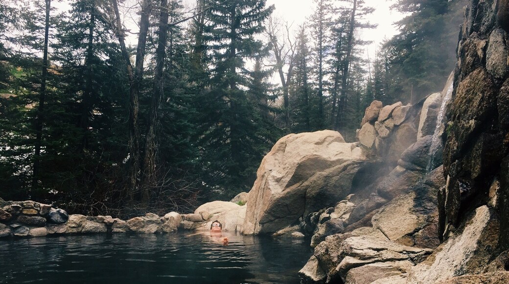 Another cool hot spring water fall! This place is right on the river. Dip your toes in the ice cold river and soak in a spring at the same time (!!!) #waterlust