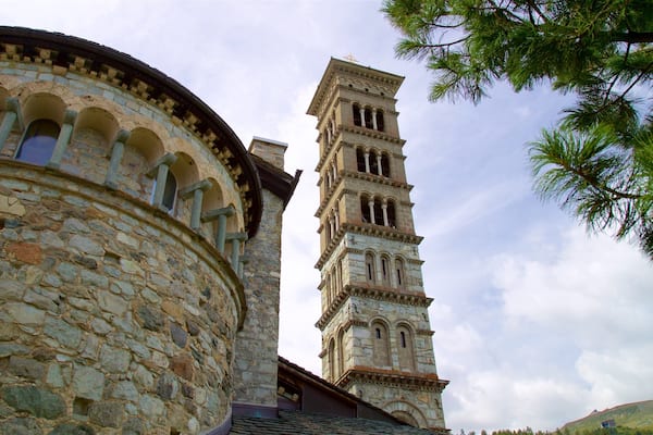 Tour penchée de Saint-Moritz