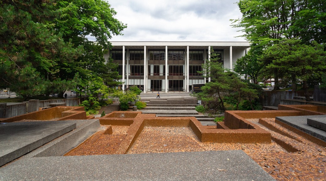 Keller Auditorium which includes a park