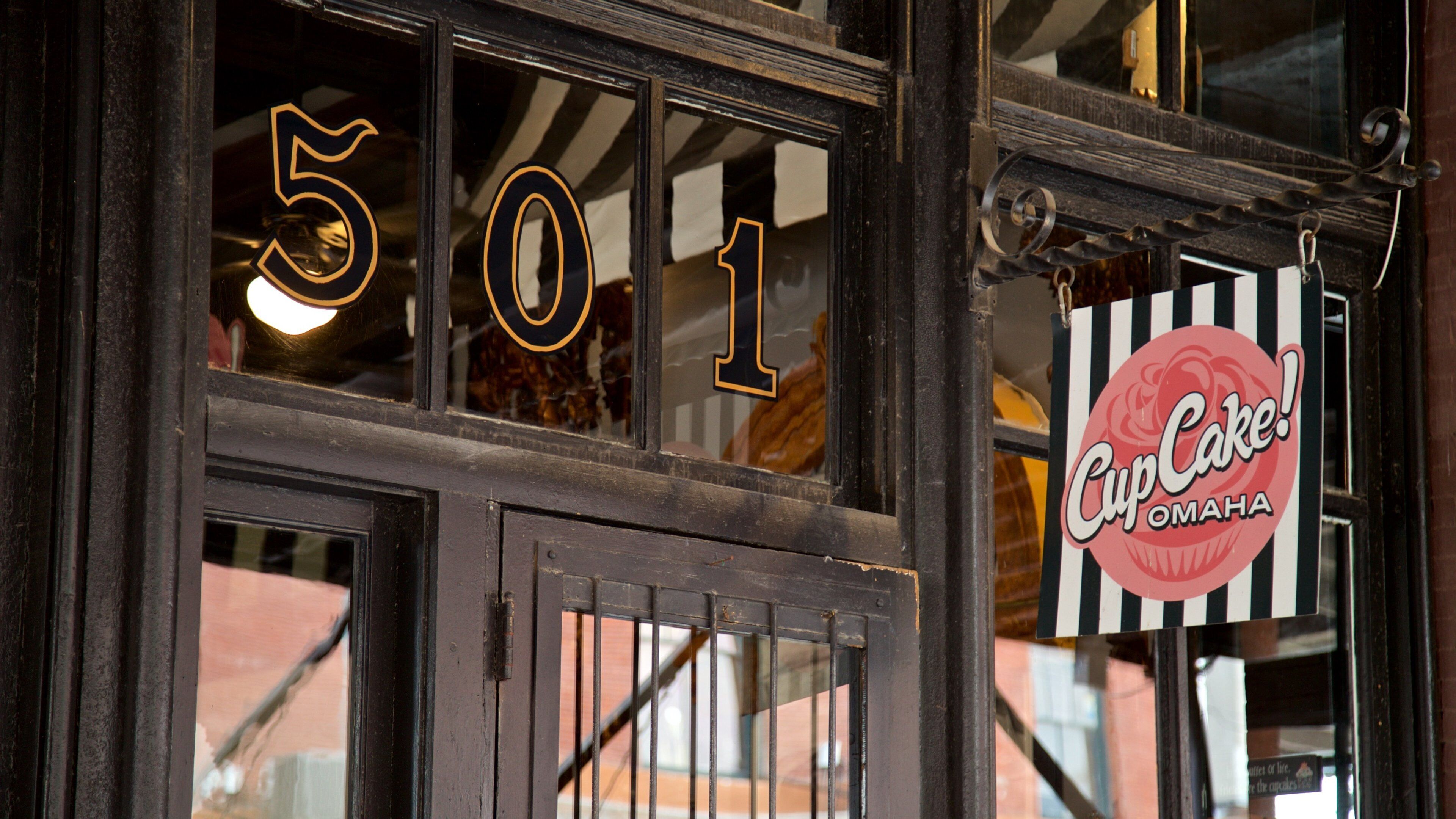 Old Market có tính năng biển hiệu