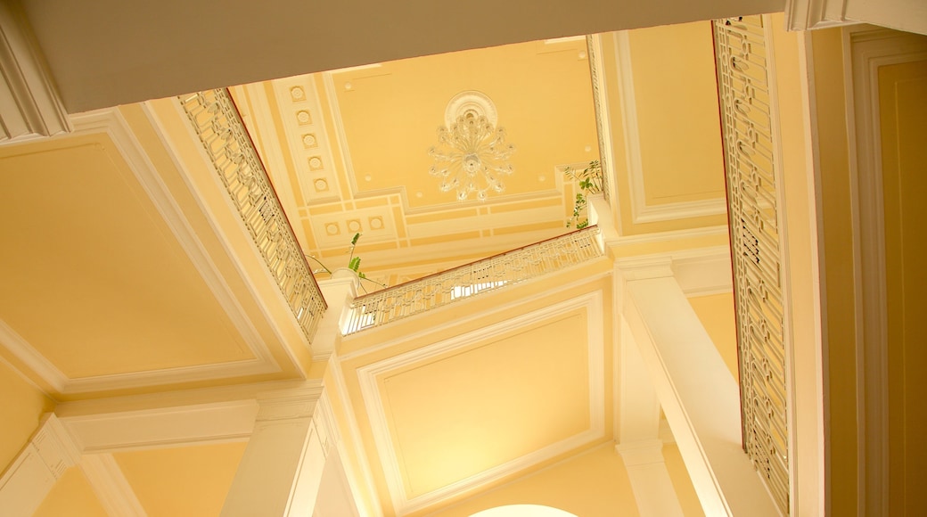 Elizabeths spa fasiliteter samt innendørs