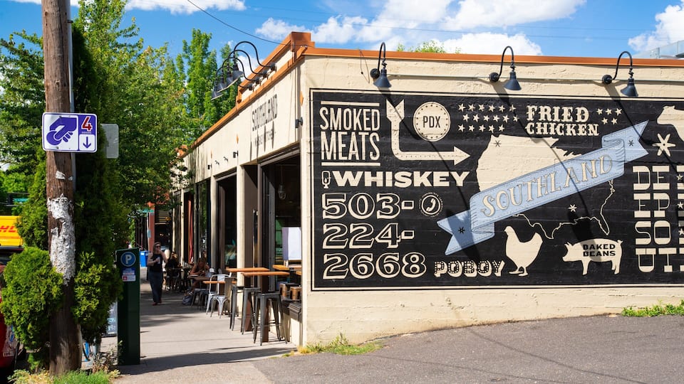 Nob Hill featuring outdoor art