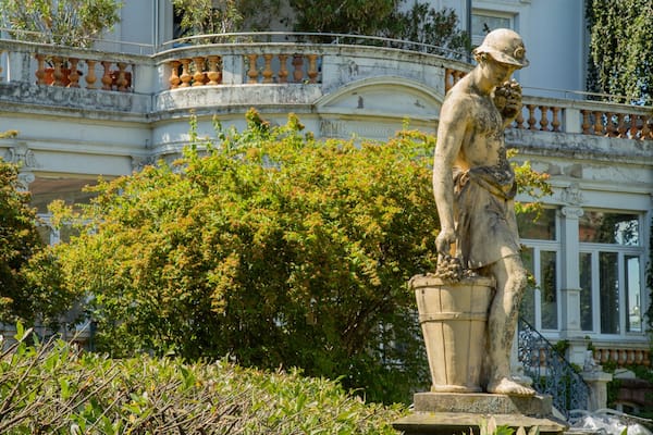 Goethe Institute showing a statue or sculpture