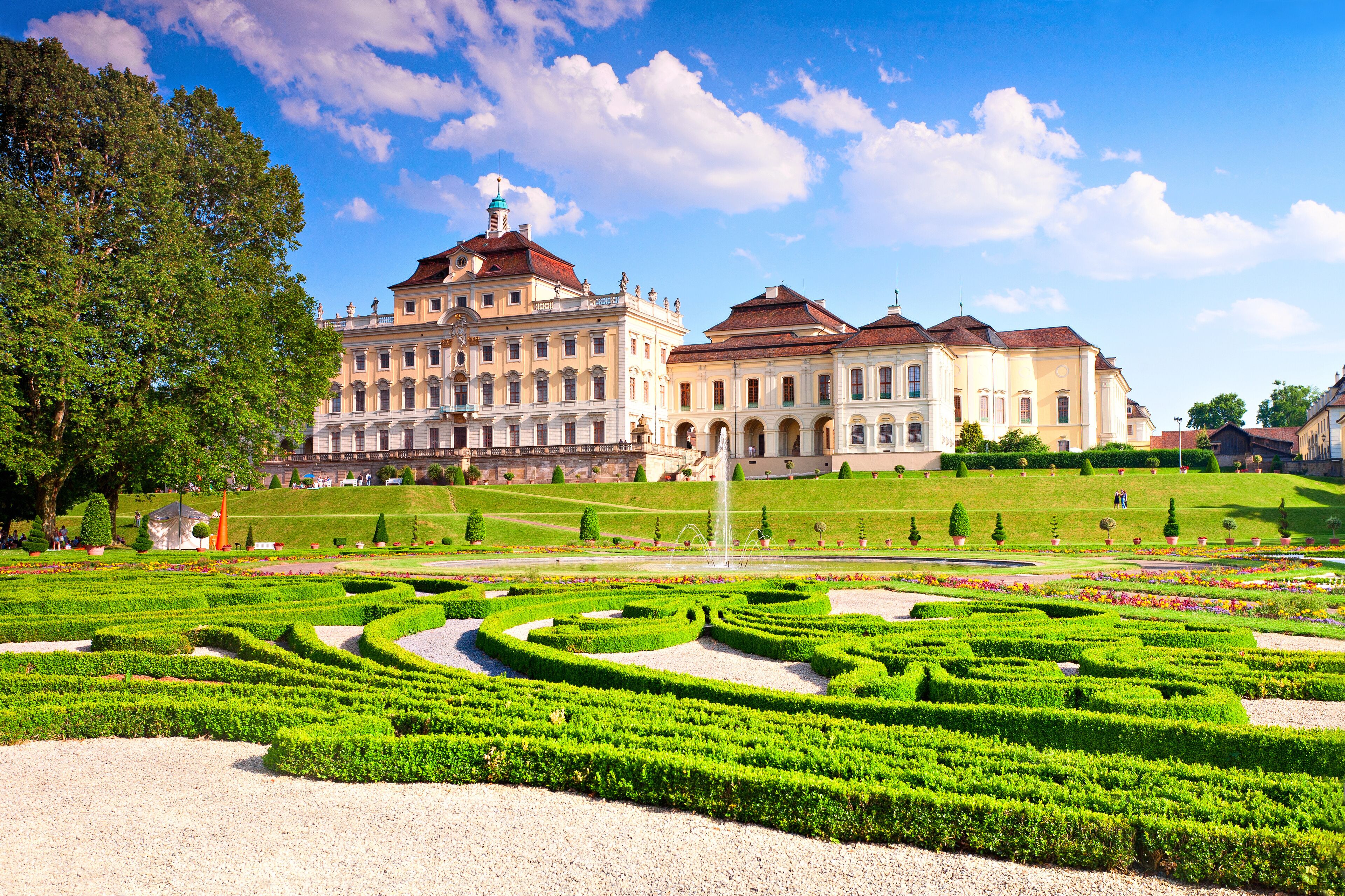 Residenzschloss Ludwigsburg im Sommer