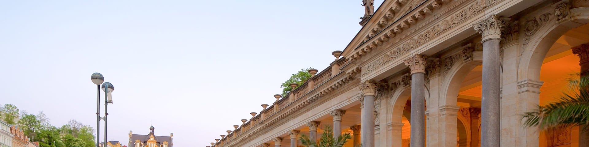 Mill Colonnade which includes heritage architecture, heritage elements and street scenes