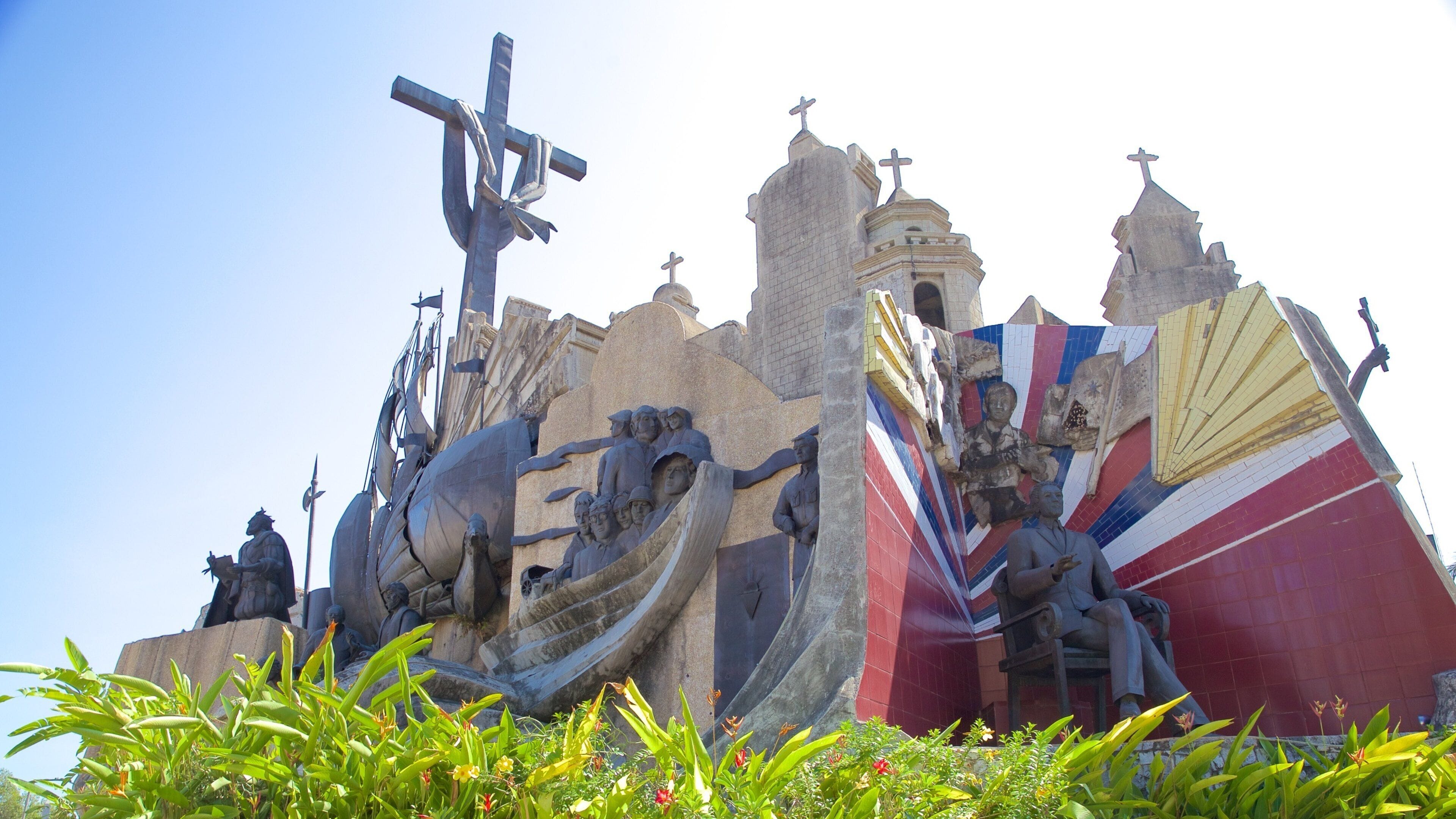 Heritage of Cebu Monument featuring religious aspects, a garden and a church or cathedral