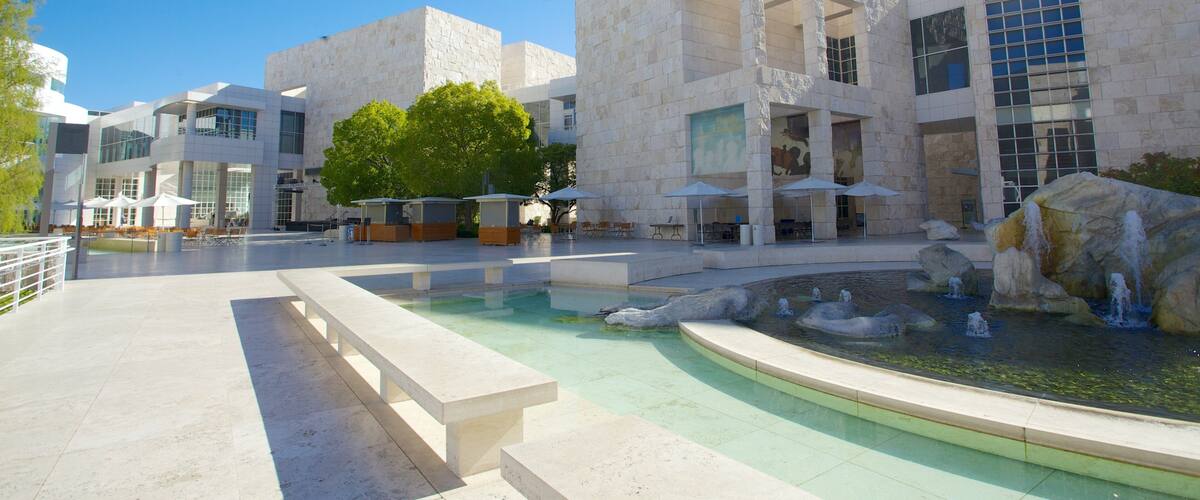 Getty Center das einen Stadt und Springbrunnen