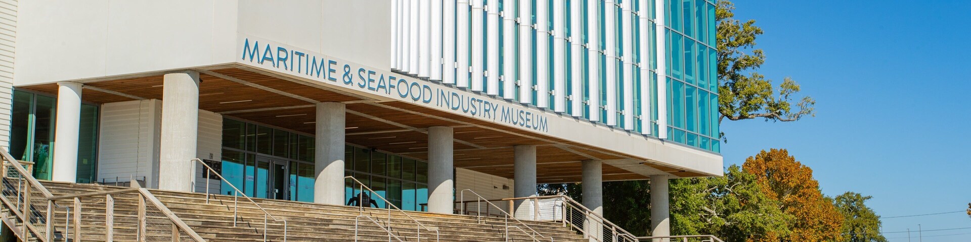 East Biloxi featuring signage