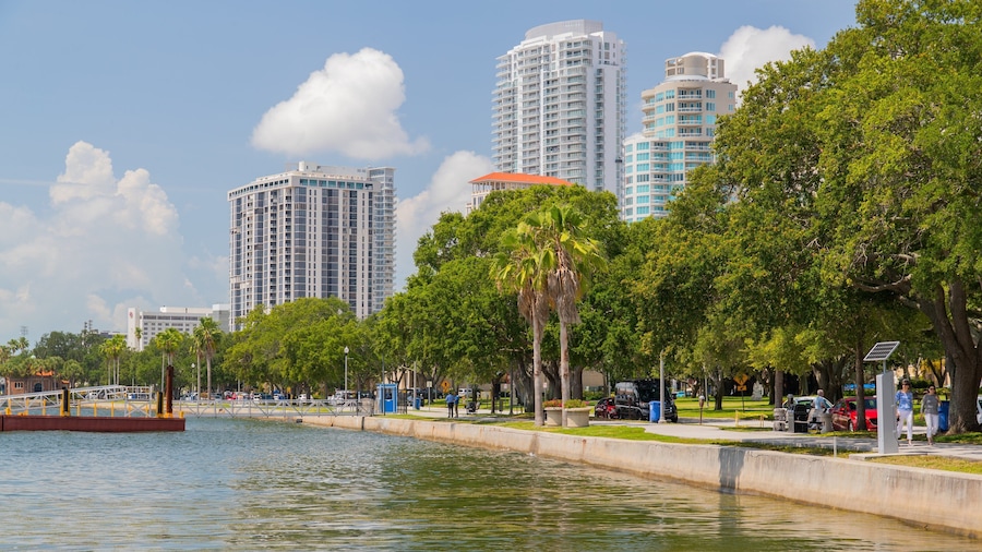 Downtown St. Petersburg showing a river or creek