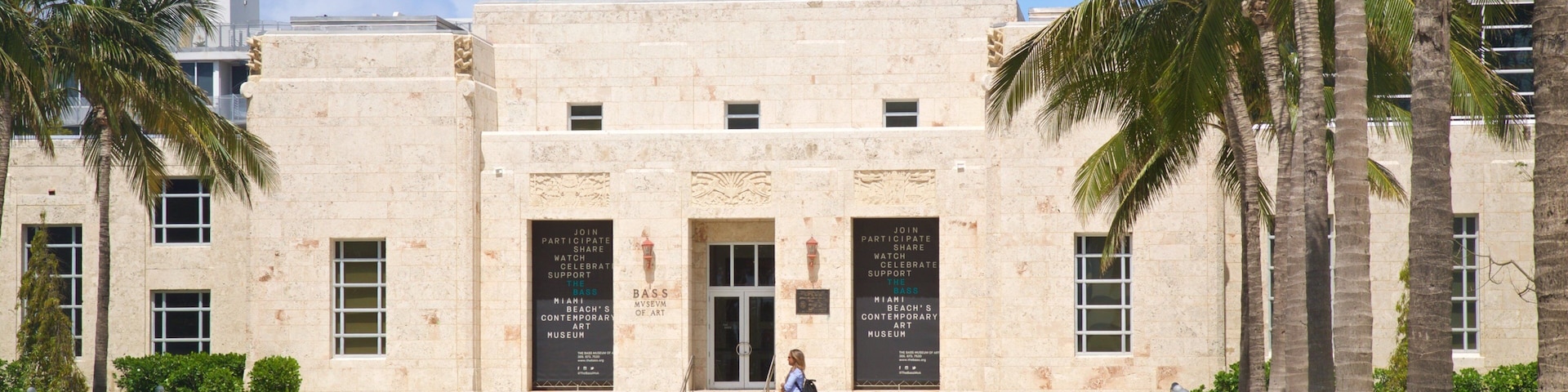 Bass Museum of Art which includes a garden