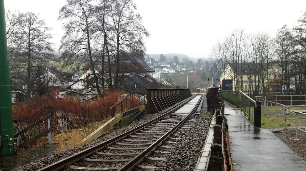 Eisenbahnbrรผcke