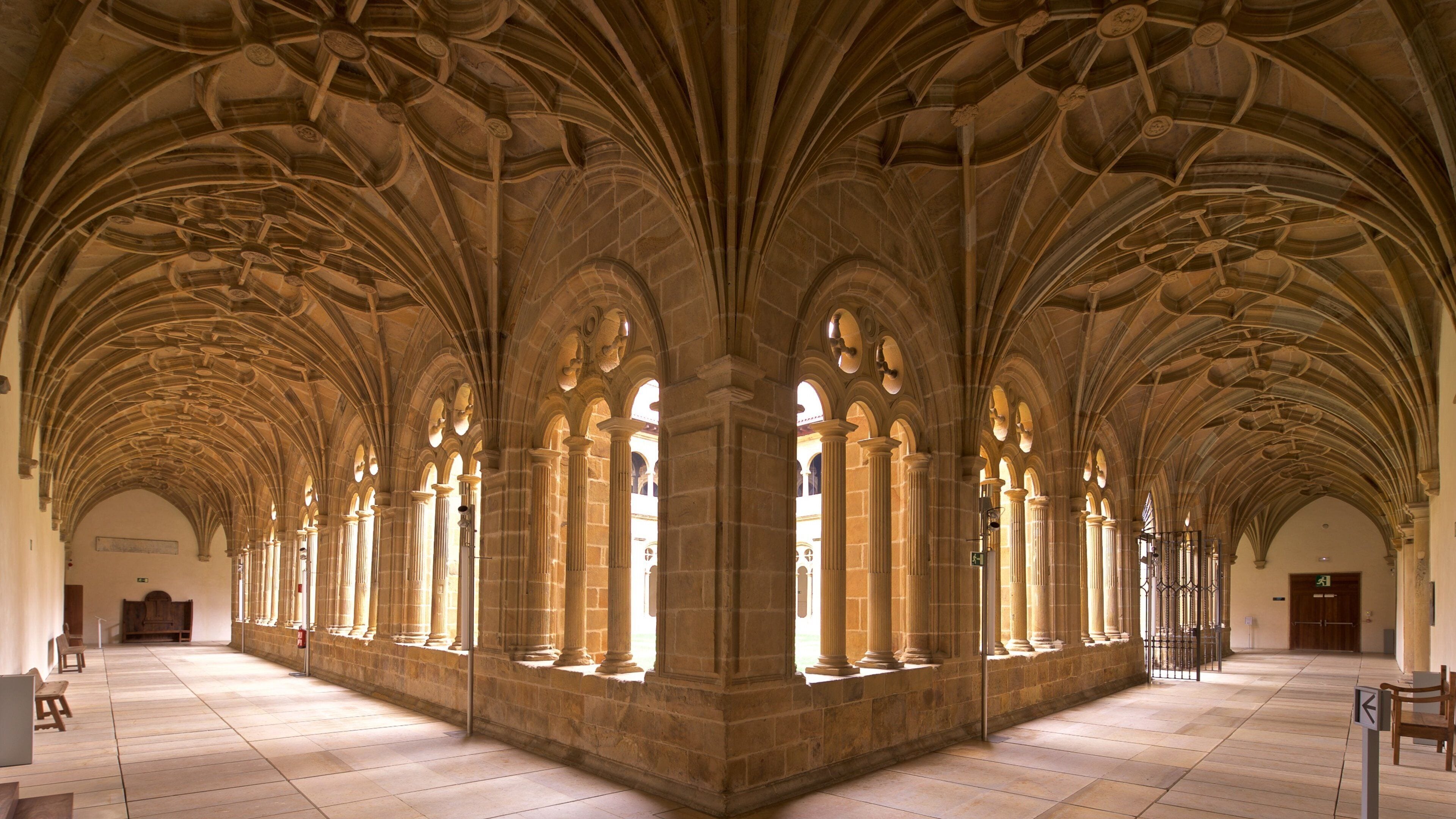 San Telmo Museum showing interior views and heritage elements
