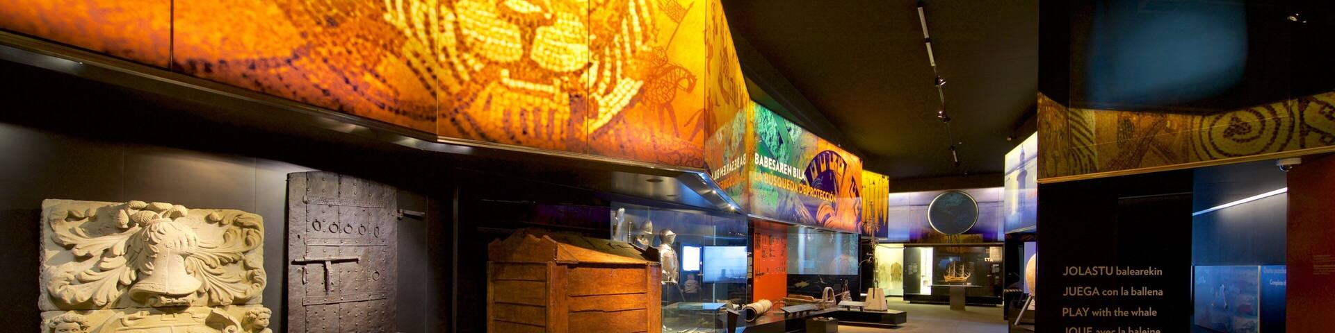 Musée San Telmo montrant vues intérieures