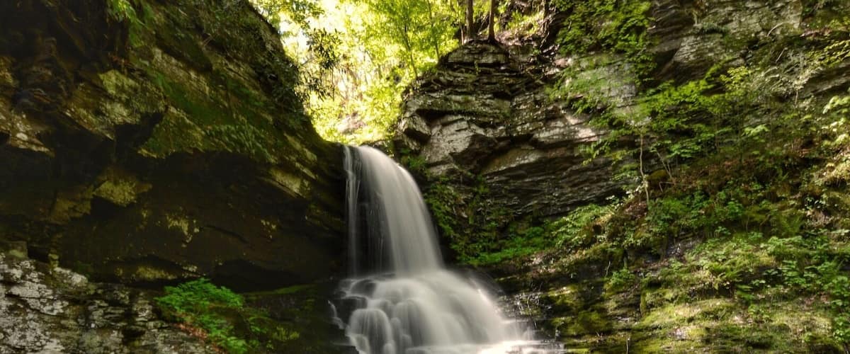 Bridal Veil Falls. Spring hiking.  #waterlust #nature #waterfalls #explore #travel #longexposure #green #spring #hiking #NikonD7100 #Manfratto tripod #Sigma