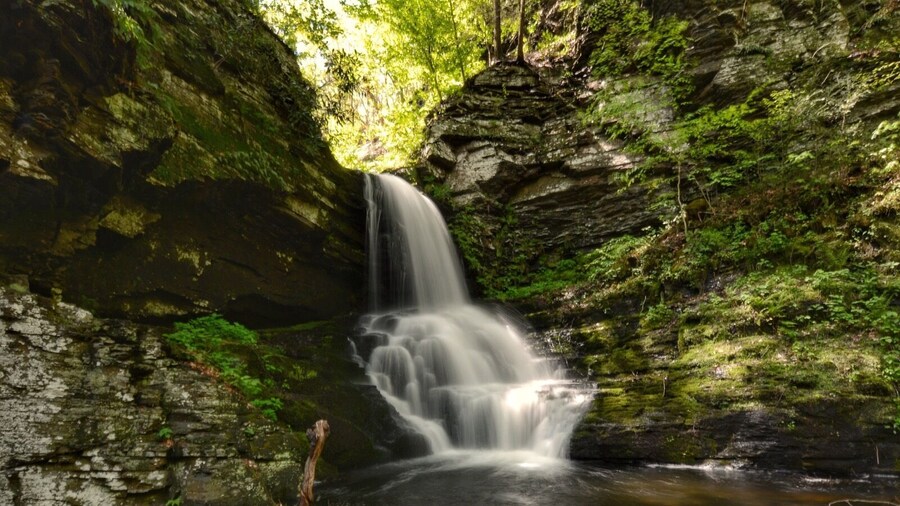 Bridal Veil Falls. Spring hiking. #waterlust #nature #waterfalls #explore #travel #longexposure #green #spring #hiking #NikonD7100 #Manfratto tripod #Sigma