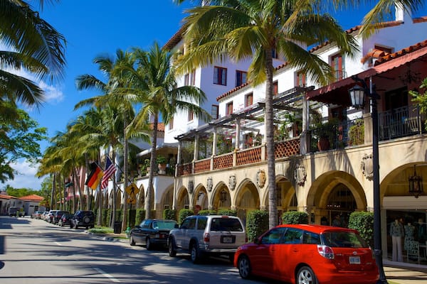 Worth Avenue which includes street scenes and a city