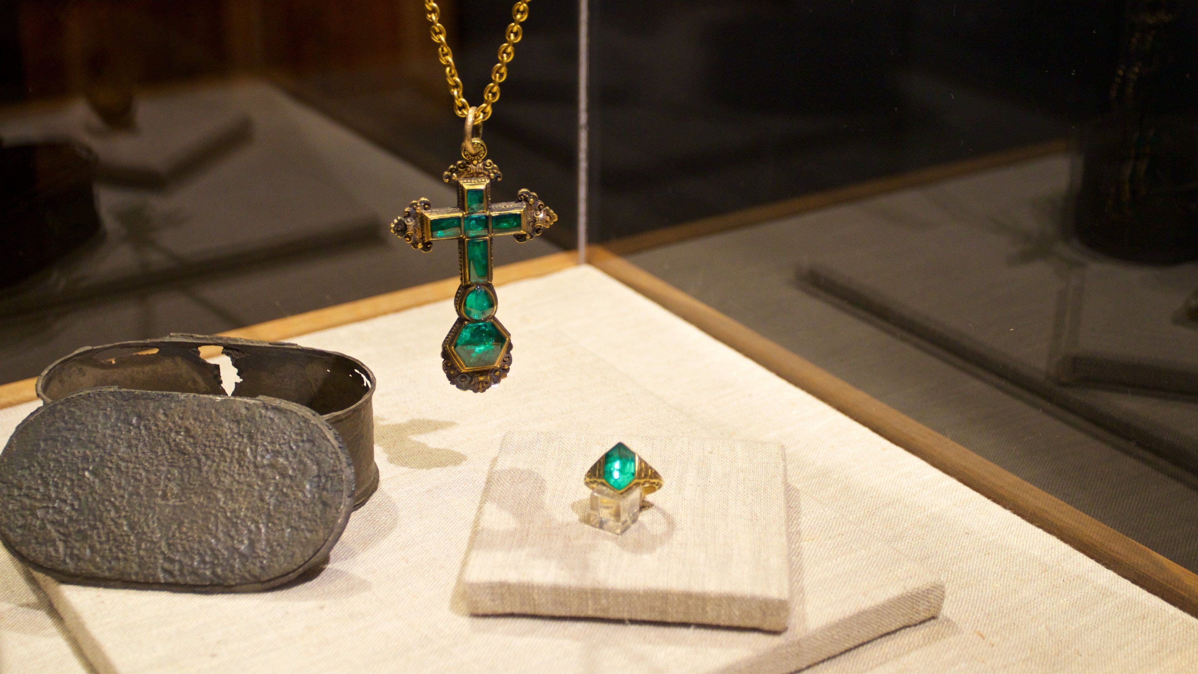 St Maarten and St Martin