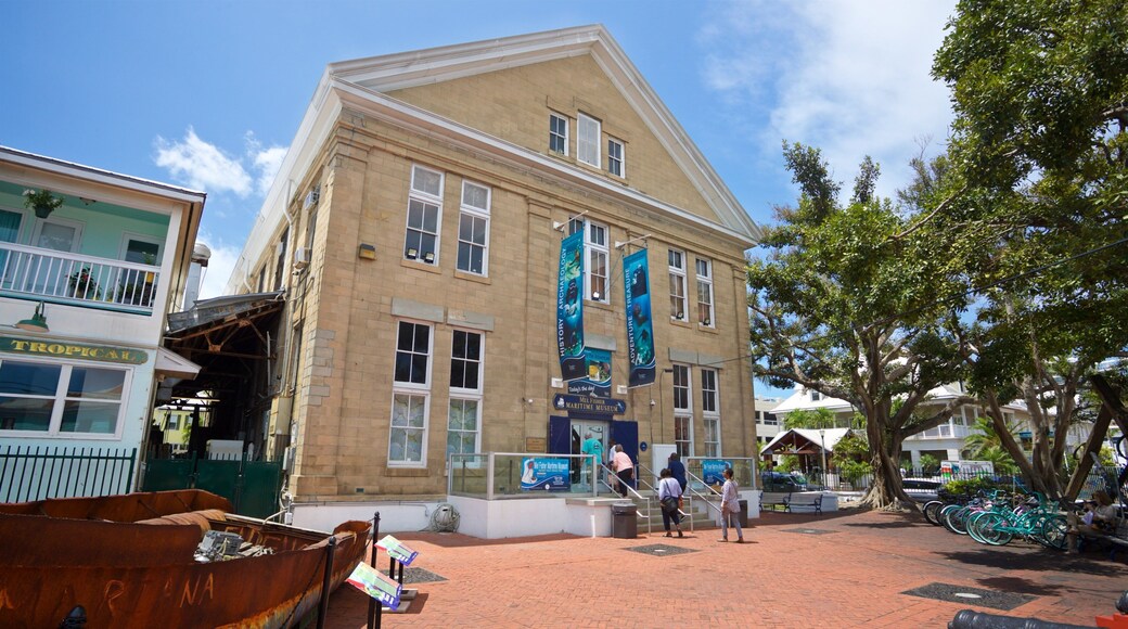 St Maarten and St Martin