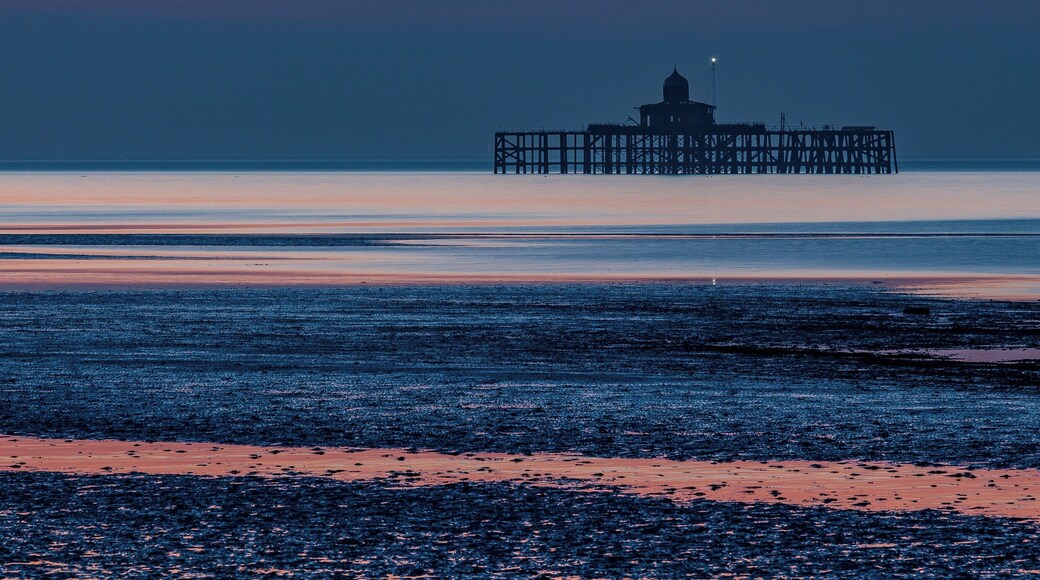 Lot's of amazing sunsets here
#BVSBlue