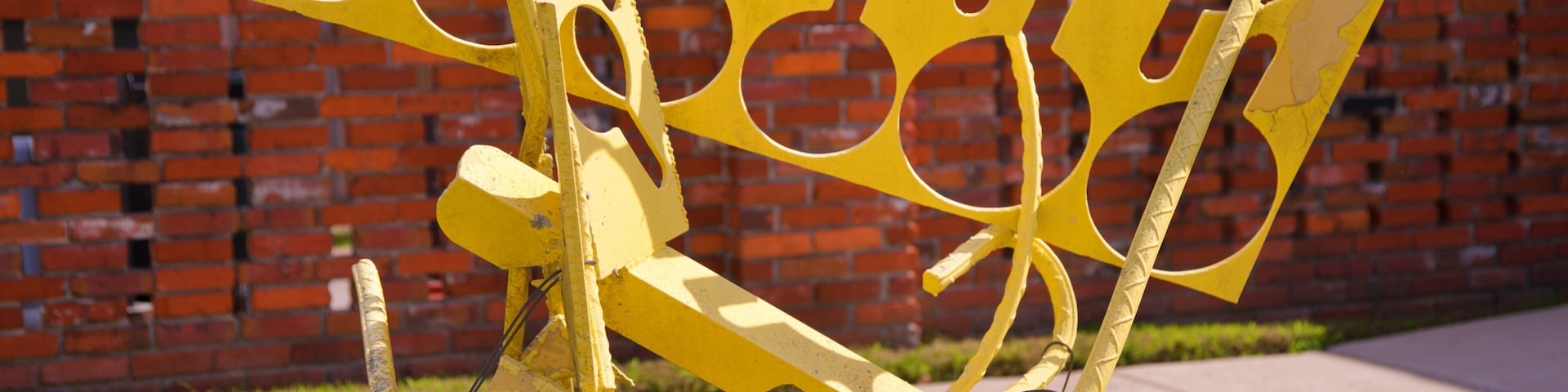 Imperial Calcasieu Museum caracterizando arte ao ar livre