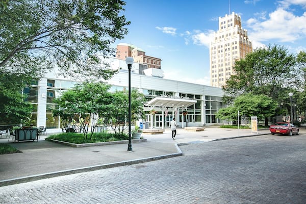 NiagaraFalls_ConferenceCenter_6163995_05