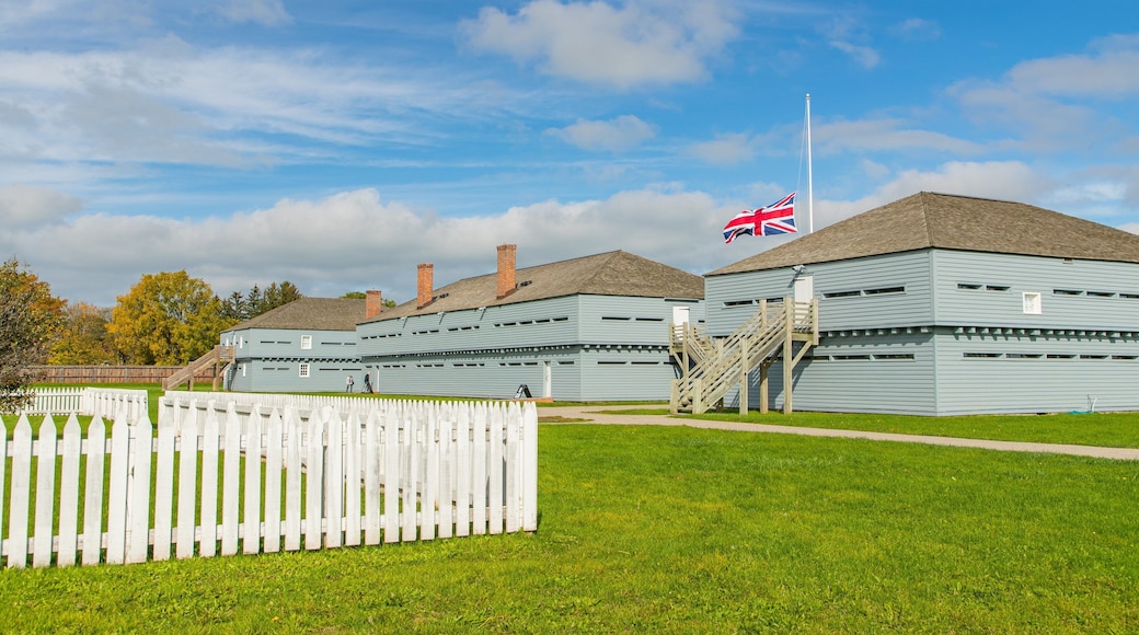 Fort George National Historic Site which includes a small town or village and heritage elements