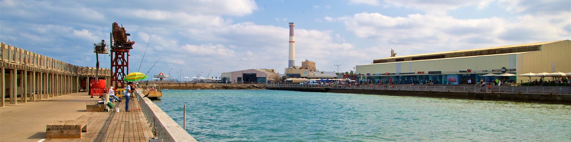 Old Tel Aviv Port which includes a bay or harbor