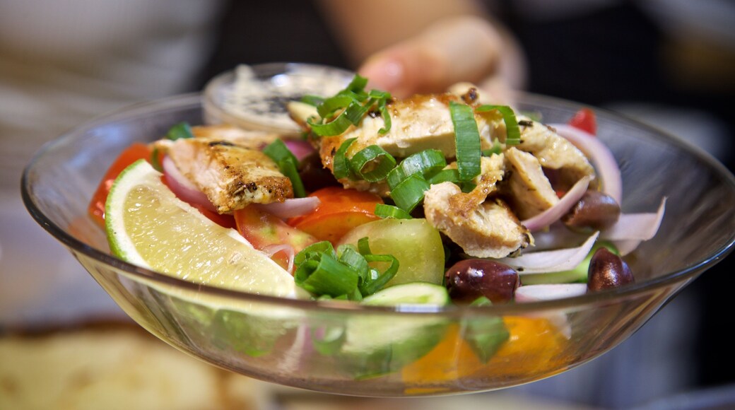 Mercado del Carmel mostrando comida