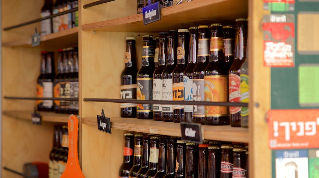 Shuk Ha\'Carmel som inkluderer drikke og innendørs