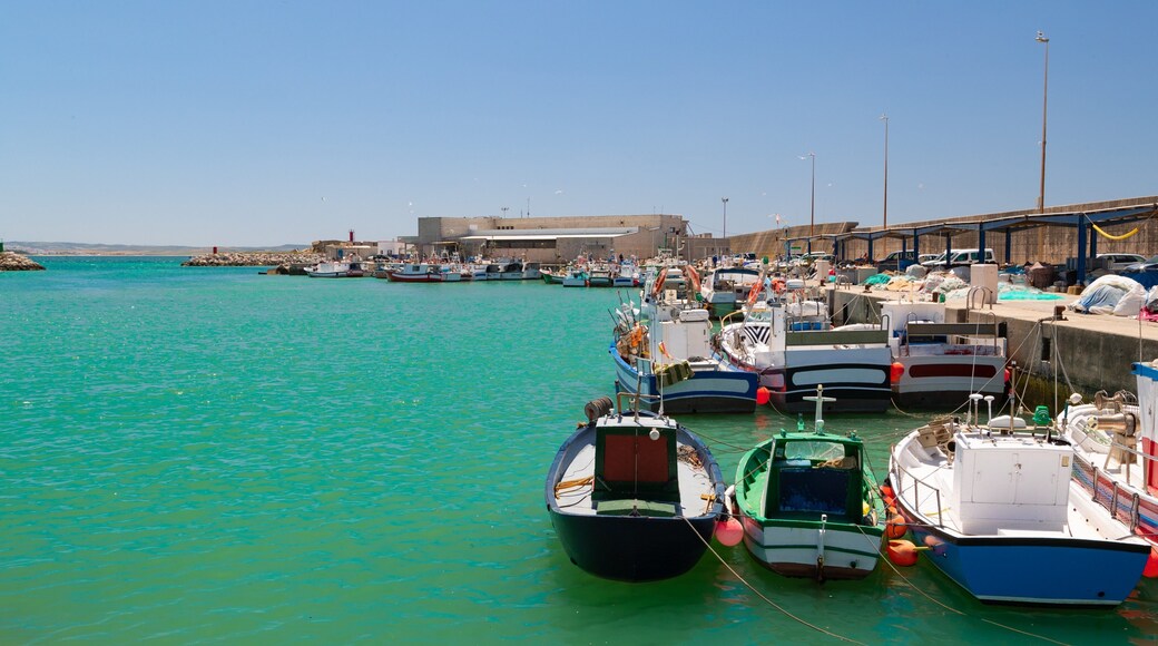 Puerto de Conil featuring a bay or harbor
