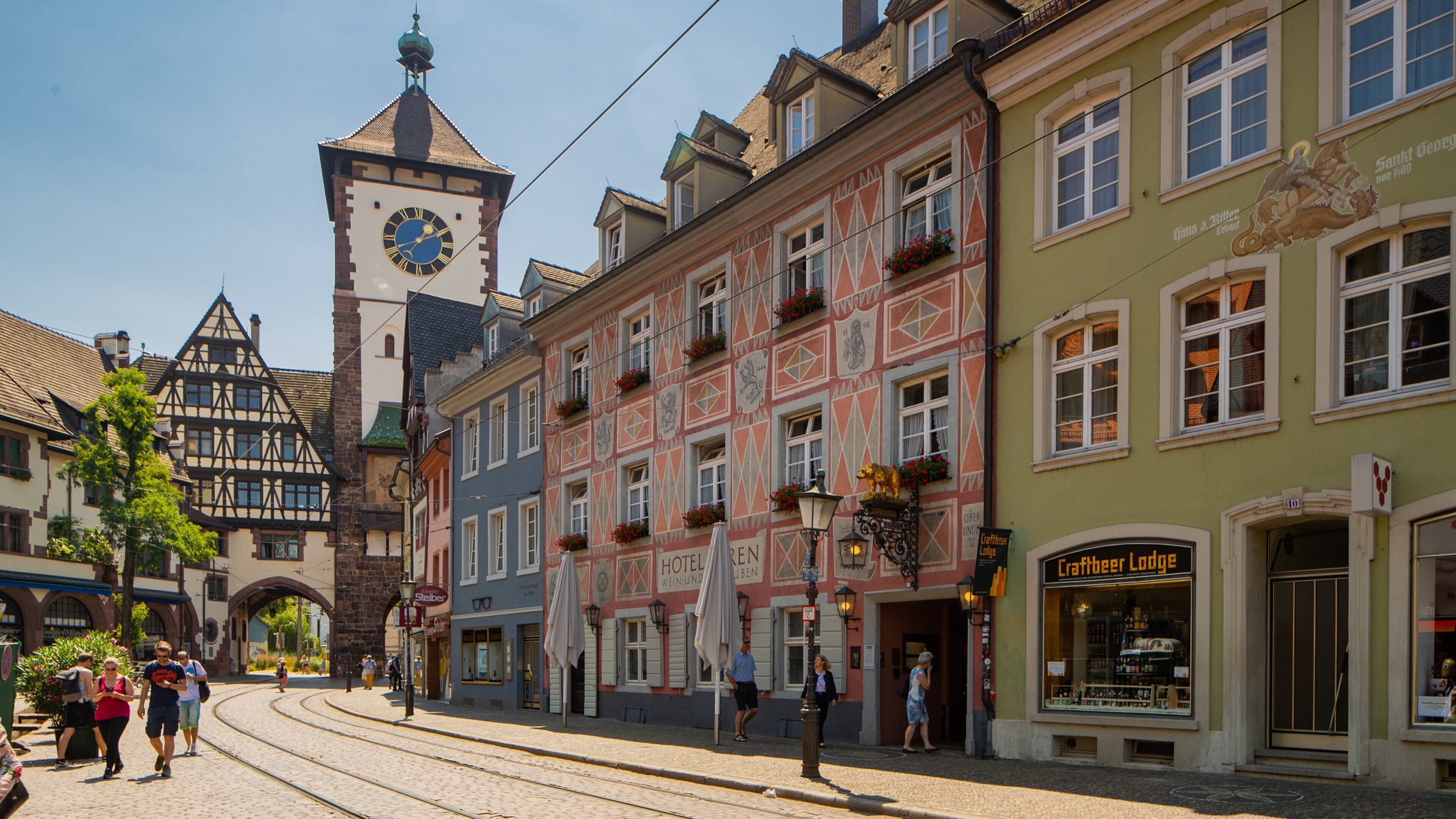 Schwabentor Gate which includes a city