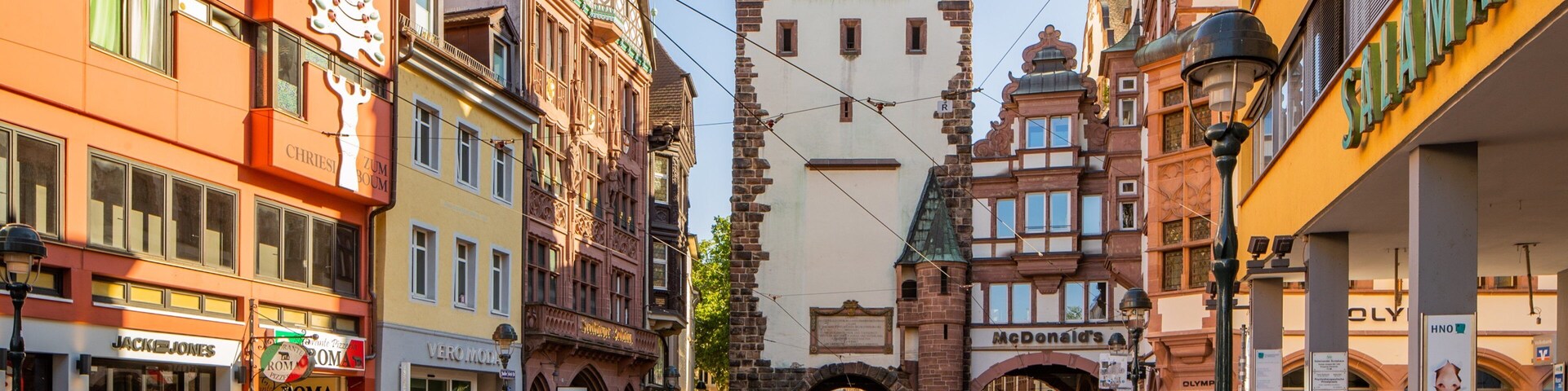 Martinstor Gate which includes heritage elements and a city