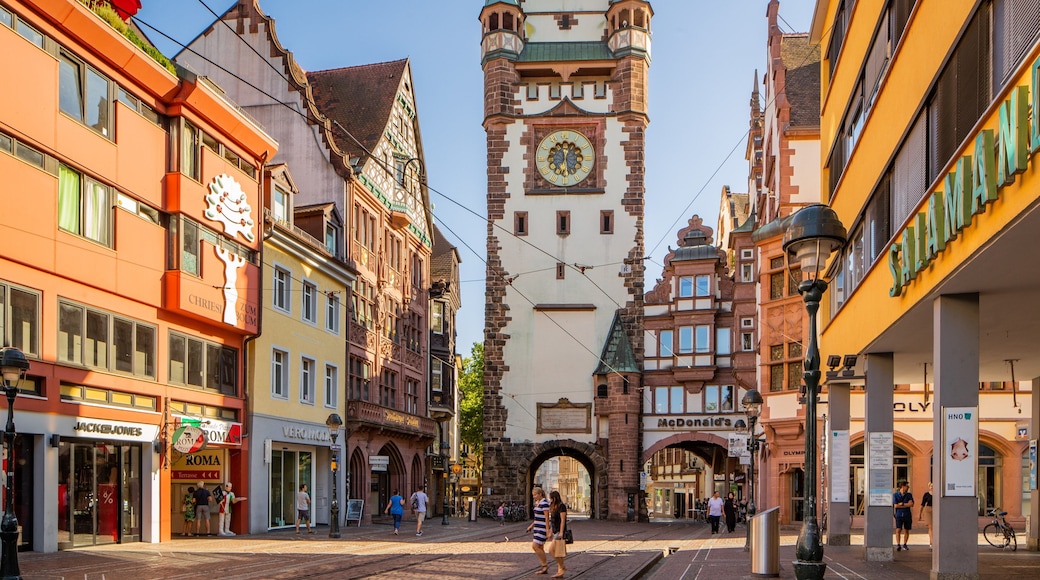 Martinstor Gate featuring street scenes, a city and heritage elements