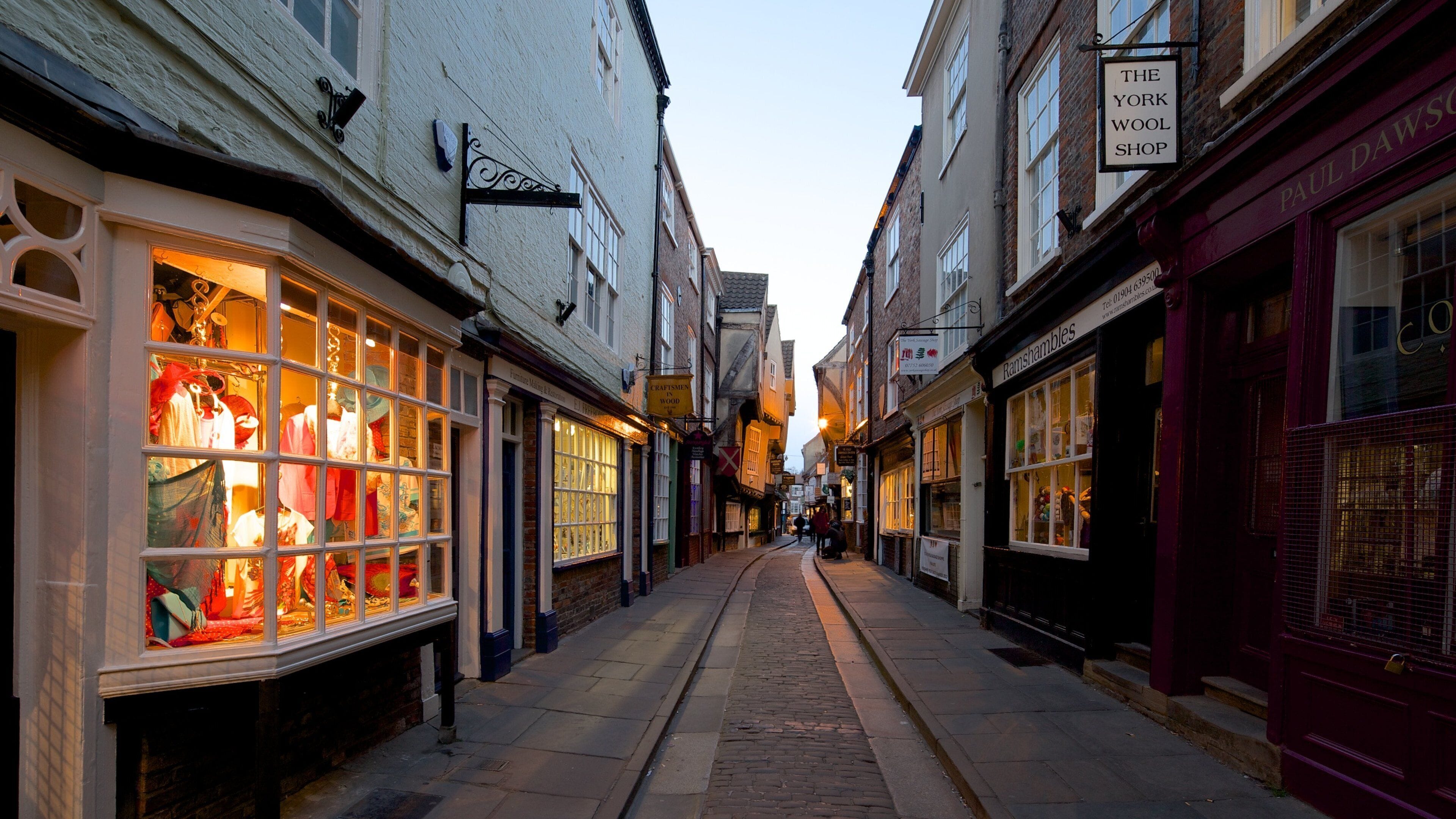 Shambles som inkluderer gatescener og liten by eller landsby