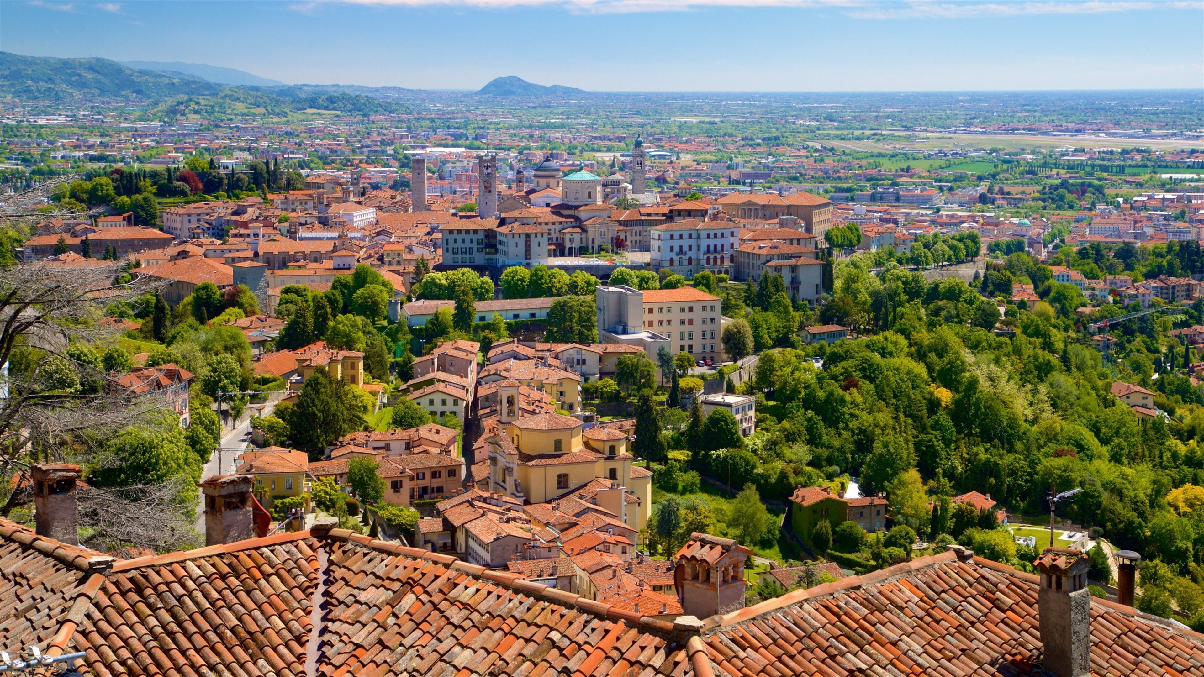 Città Alta showing landscape views and a city