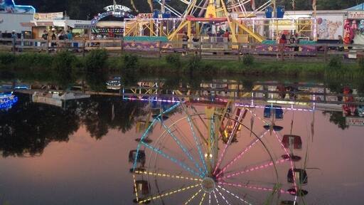 caught a moment of dreamy light at the fair - open this weekend. fried dough, racing piglets and tractor pull ...