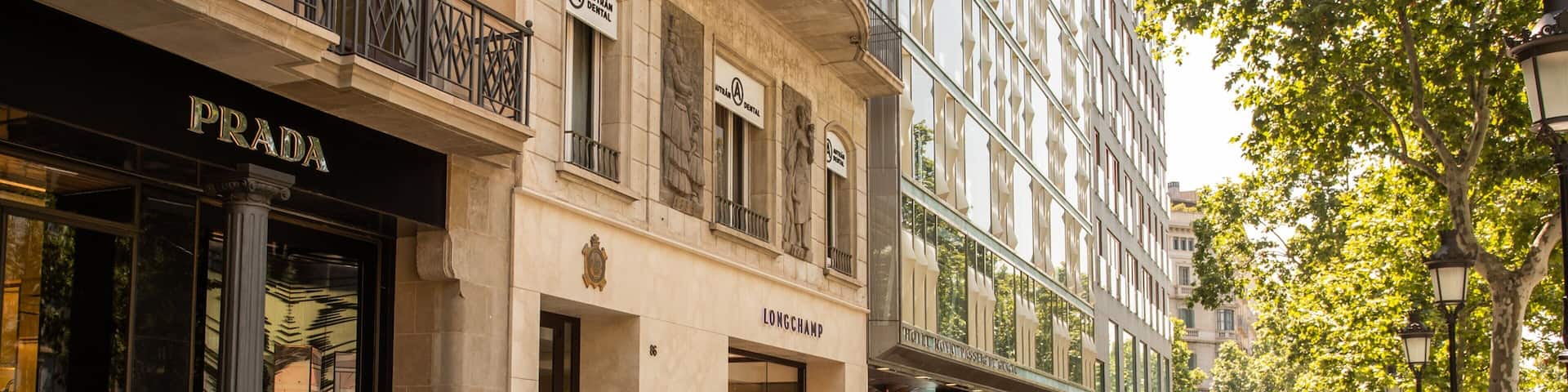 Passeig de Gràcia which includes street scenes and a city as well as a small group of people
