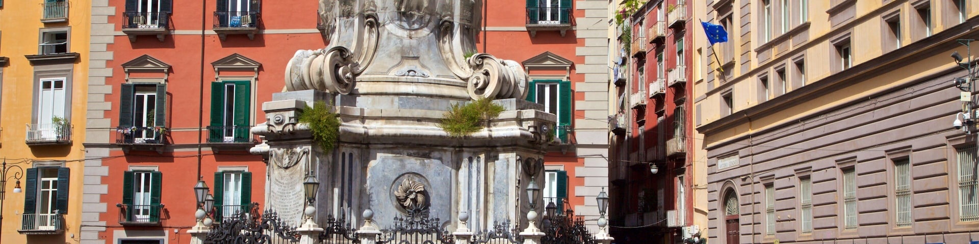 Church of Gesu Nuovo showing a fountain and heritage elements