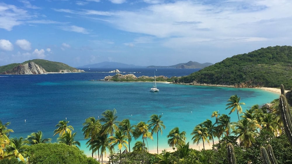 If you have to be stranded on an island... might as well make it Peter Island in the BVIs
#LifeatExpedia #beaches #bvi