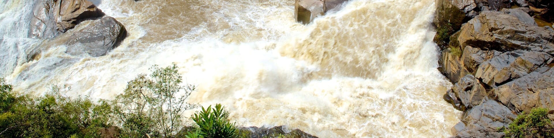 Jardín Botánico Lowveld que incluye vistas de paisajes, un jardín y rápidos